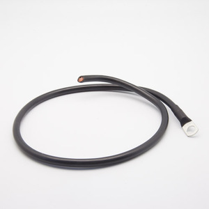 Câble de connexion batterie - régulateur 16mm² 1 cosse M8 noir